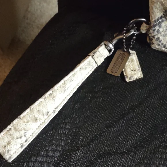 Coach Kristen Cream and Black Embossed Python Snakeskin Wristlet - Picture 9 of 10